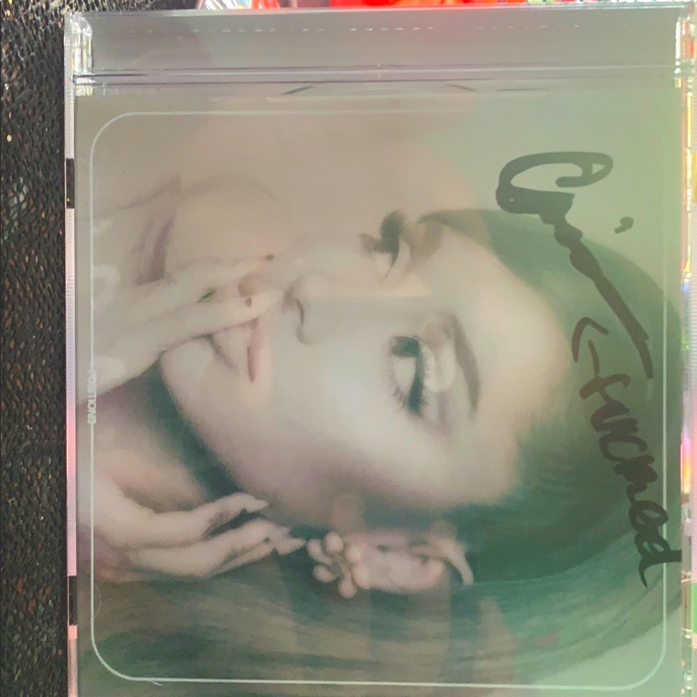Ariana Grande signed Cd messed up Rare